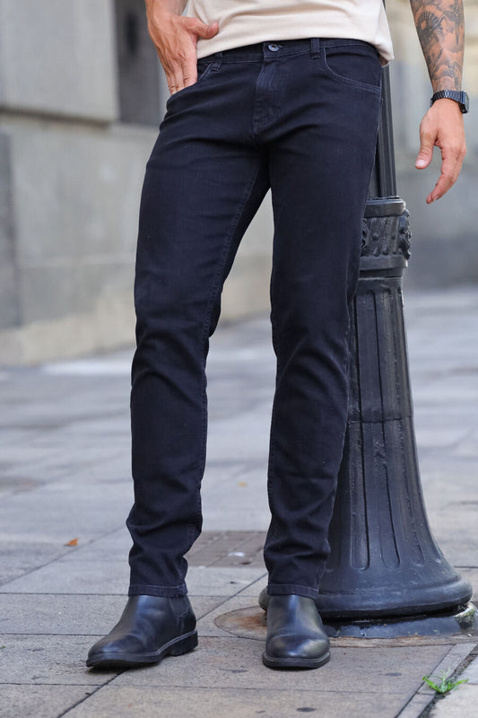 CALCA JEANS PRETO