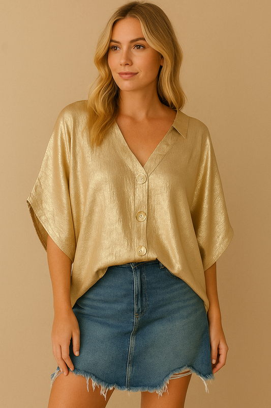 Blusa Dourada Metalizada Gregga – Elegância com Brilho na Medida Certa
